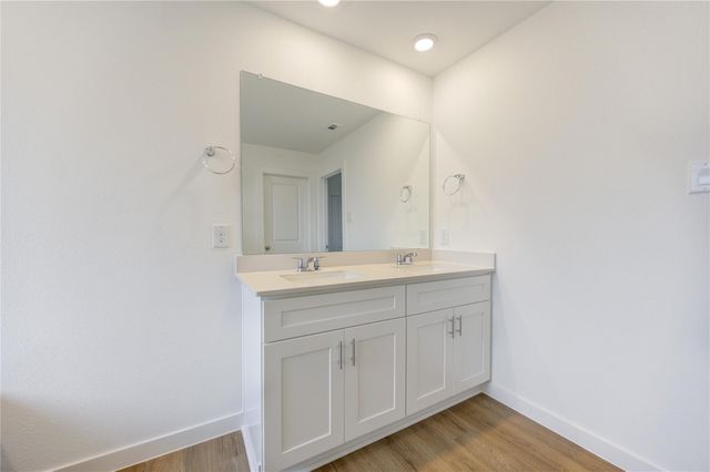 1502 Splashing Wave, Iowa Colony, TX 77583