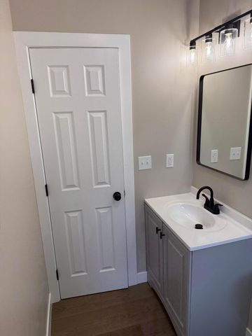 3190 Chicken Coop Hill Road SE, Lancaster, OH 43130