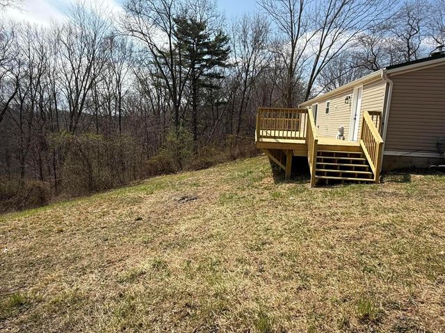 3190 Chicken Coop Hill Road SE, Lancaster, OH 43130