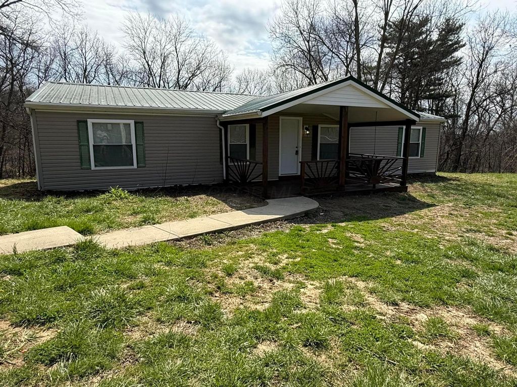 3190 Chicken Coop Hill Road SE, Lancaster, OH 43130