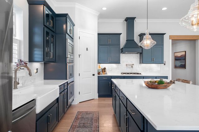 7629 Delancey Dr, College Grove, TN 37046