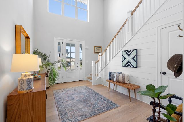 7629 Delancey Dr, College Grove, TN 37046