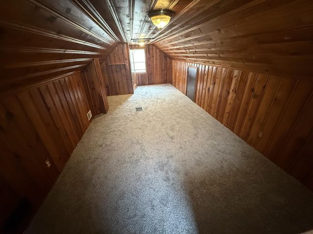 24360 Flower Avenue, Eastpointe, MI 48021