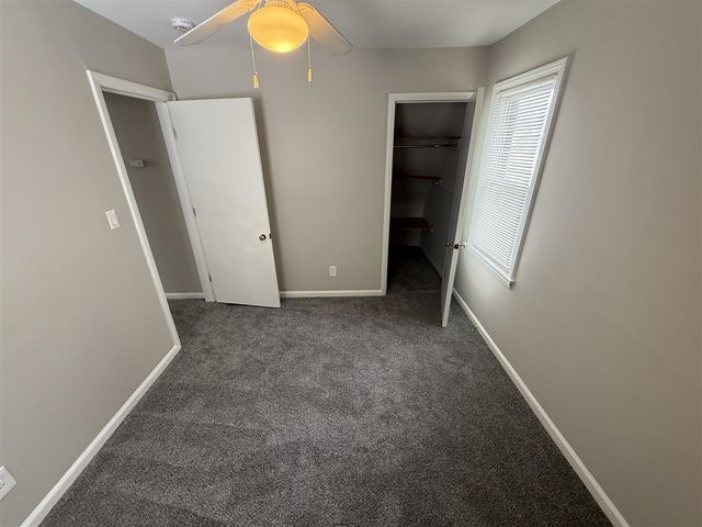 24360 Flower Avenue, Eastpointe, MI 48021