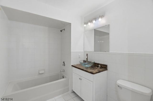 116 Chariot Ct 116, Piscataway Twp., NJ 08854
