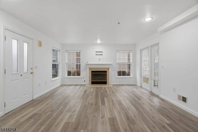 116 Chariot Ct 116, Piscataway Twp., NJ 08854