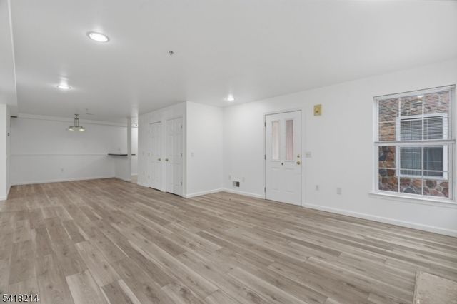 116 Chariot Ct 116, Piscataway Twp., NJ 08854