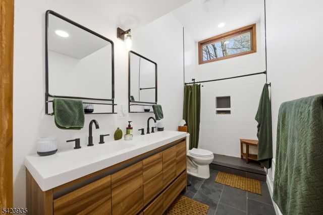 211 Mountain View Rd, Hillsborough Twp., NJ 08844
