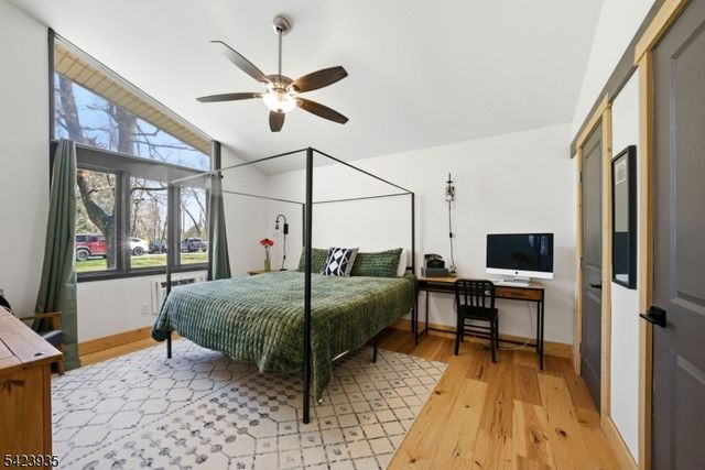 211 Mountain View Rd, Hillsborough Twp., NJ 08844