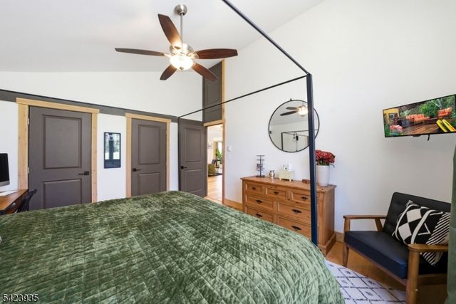 211 Mountain View Rd, Hillsborough Twp., NJ 08844