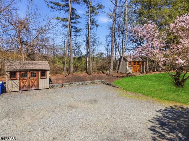 211 Mountain View Rd, Hillsborough Twp., NJ 08844
