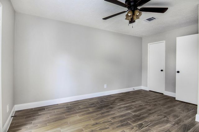 7426 Aljean Lane, Pasadena, TX 77536