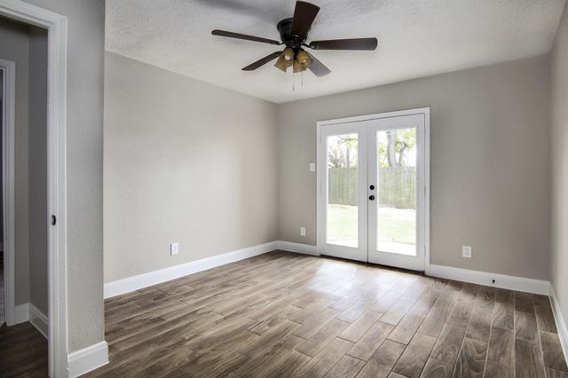 7426 Aljean Lane, Pasadena, TX 77536