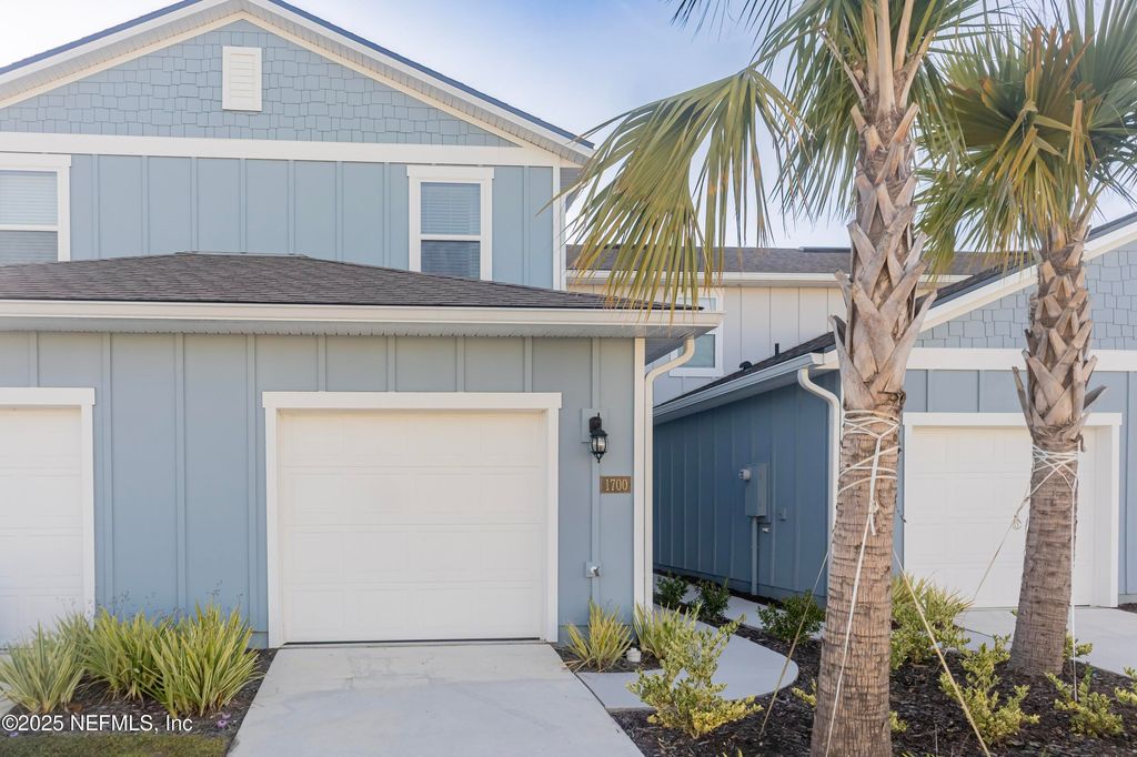 1700 BRIDGER Trace, Middleburg, FL 32068