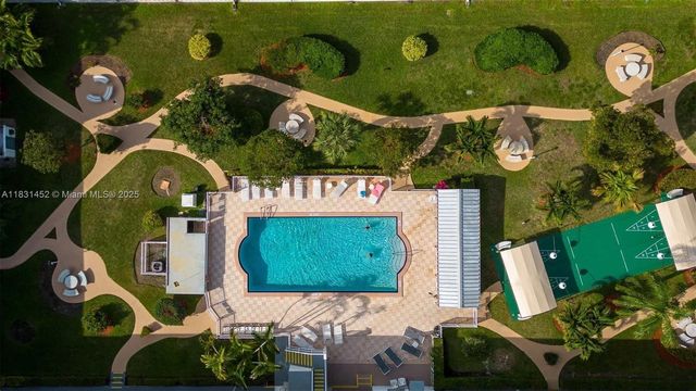 15600 NE 6th Ave 41A, Miami, FL 33162