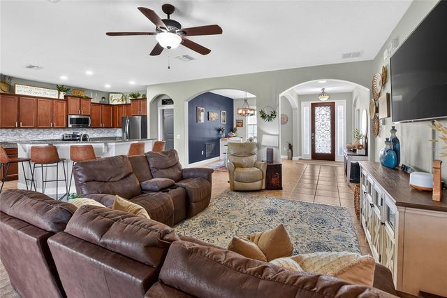 4015 TIVERTON WAY, Lakeland, FL 33813