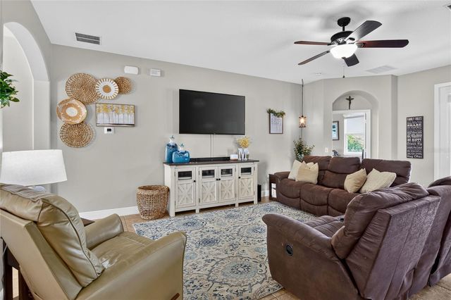 4015 TIVERTON WAY, Lakeland, FL 33813