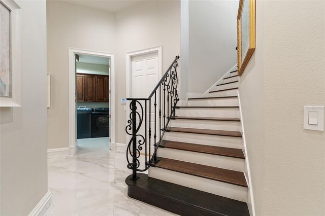 9212 ISLAND LAKE COURT, Orlando, FL 32836