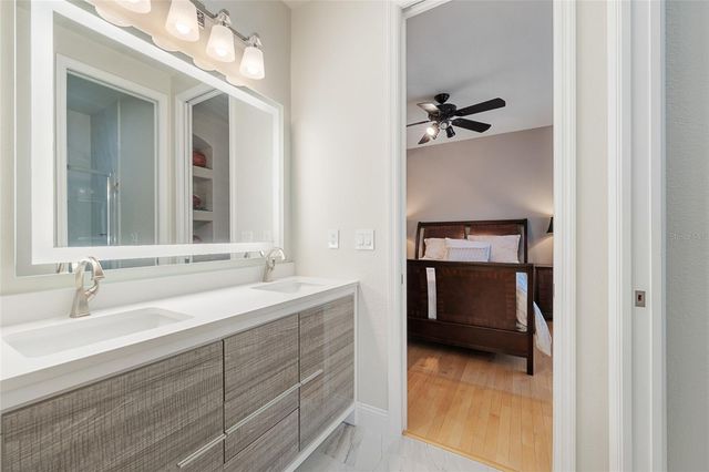 9212 ISLAND LAKE COURT, Orlando, FL 32836