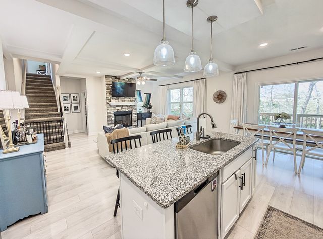 1461 Citadel Dr, Clarksville, TN 37042