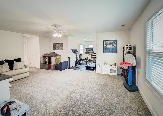 1461 Citadel Dr, Clarksville, TN 37042