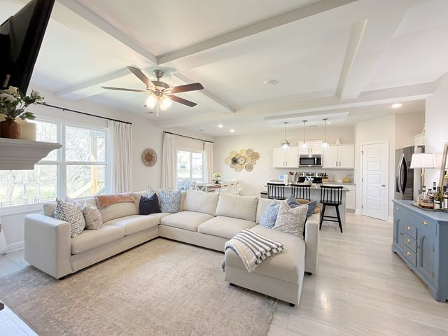 1461 Citadel Dr, Clarksville, TN 37042