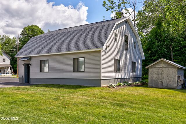 12 White Street, Corinth, NY 12822