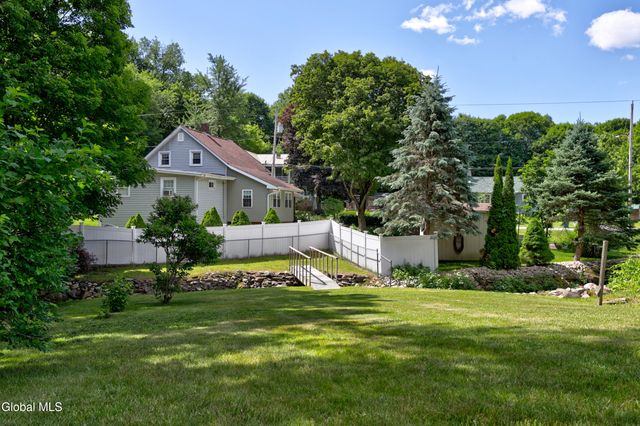12 White Street, Corinth, NY 12822