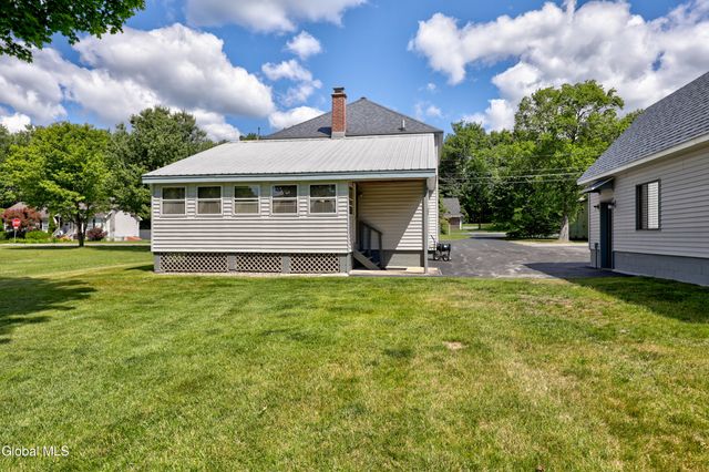 12 White Street, Corinth, NY 12822