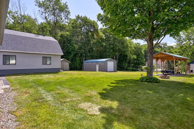 12 White Street, Corinth, NY 12822