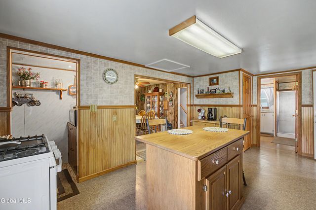 12 White Street, Corinth, NY 12822