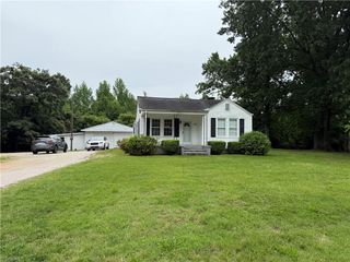 1362 Us 158 US Highway 158, Reidsville, NC 27320