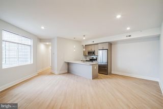 646 N 32ND ST #11, Philadelphia, PA 19104