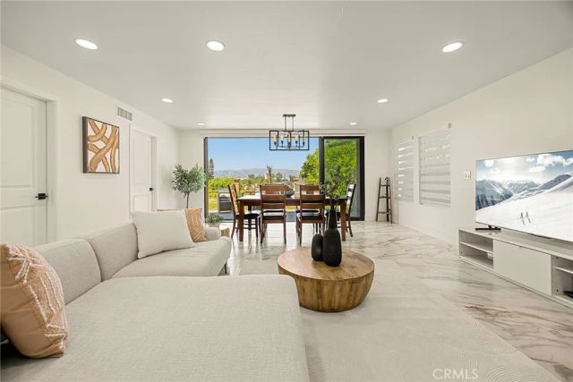 519 Via Codo, Fullerton, CA 92835