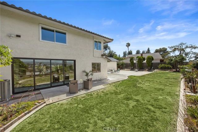 519 Via Codo, Fullerton, CA 92835