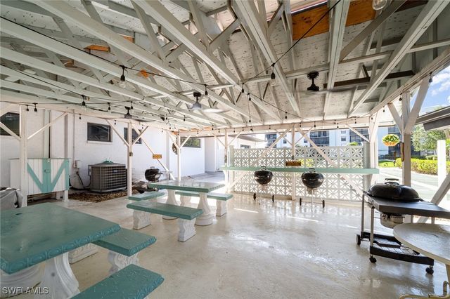 3490 N Key DR 218, North Fort Myers, FL 33903