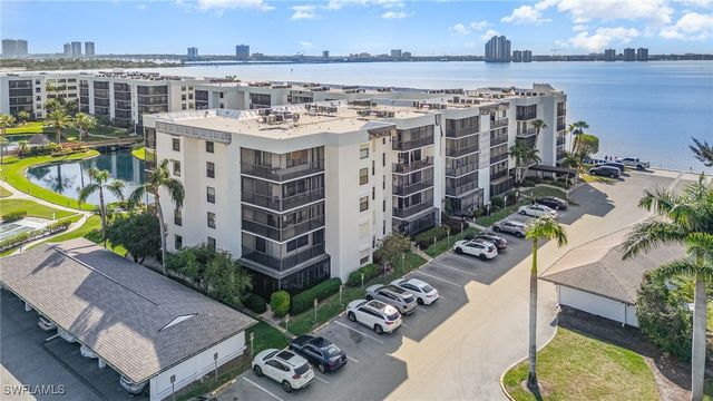 3490 N Key DR 218, North Fort Myers, FL 33903