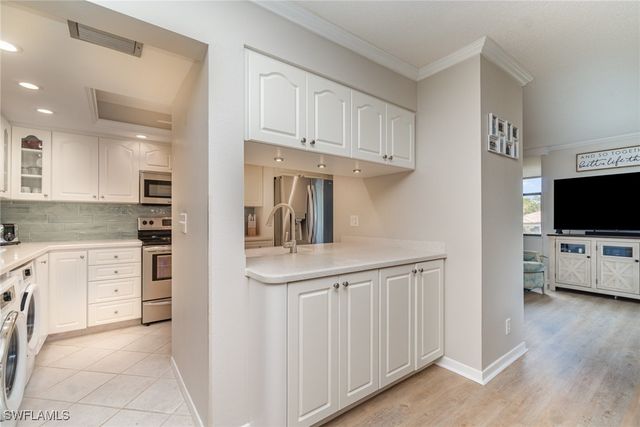 3490 N Key DR 218, North Fort Myers, FL 33903