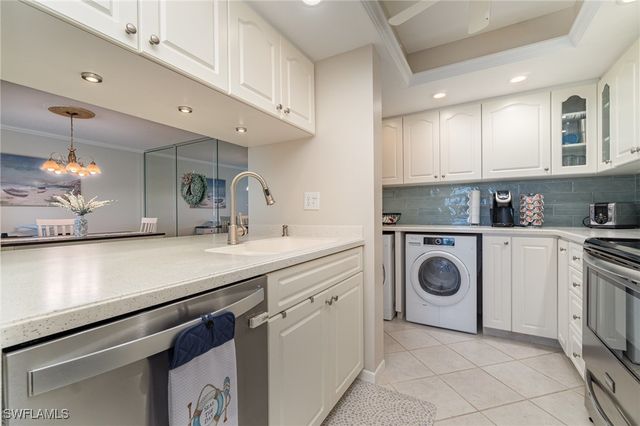 3490 N Key DR 218, North Fort Myers, FL 33903