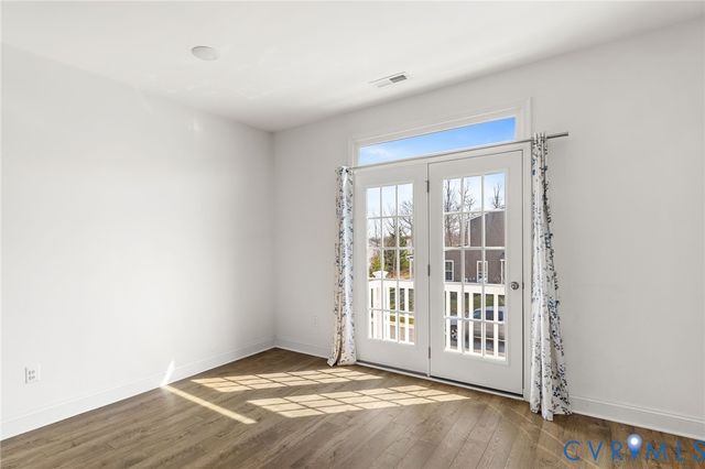 13756 Village View Dr, Midlothian, VA 23114