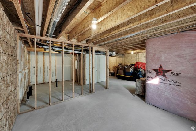 8283 W JOSHUA TREE LN, Magna, UT 84044