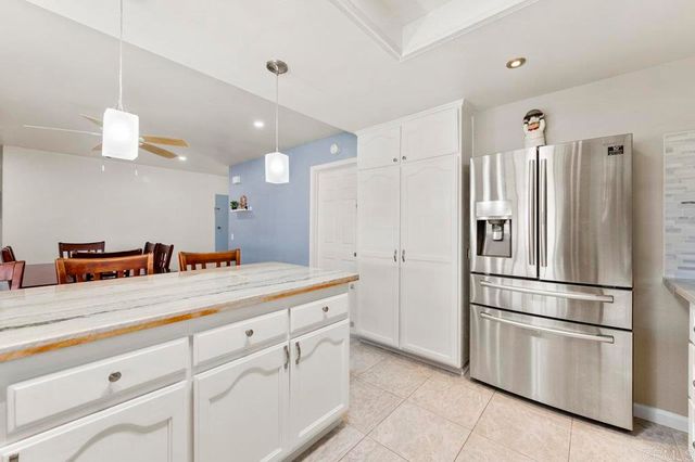 1544 Knob Hill Road, San Marcos, CA 92069