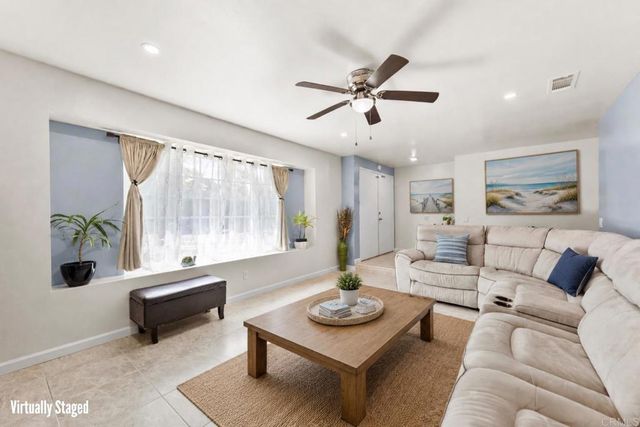1544 Knob Hill Road, San Marcos, CA 92069