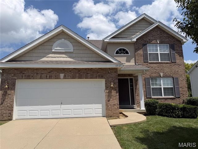 6912 Arbor Cove Drive, Fairview Heights, IL 62208