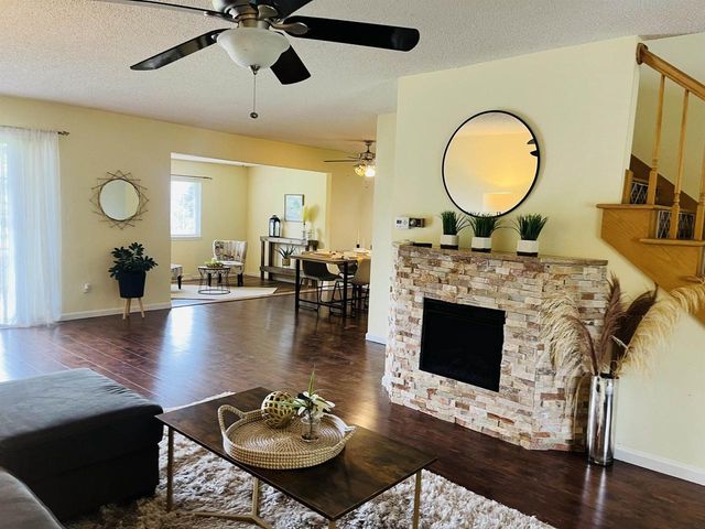 48 Golf Course Road, Madison, WI 53704