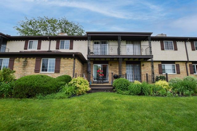 48 Golf Course Road, Madison, WI 53704