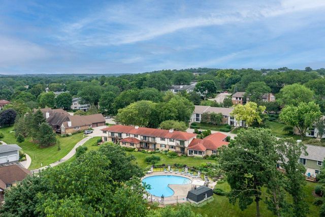 48 Golf Course Road, Madison, WI 53704