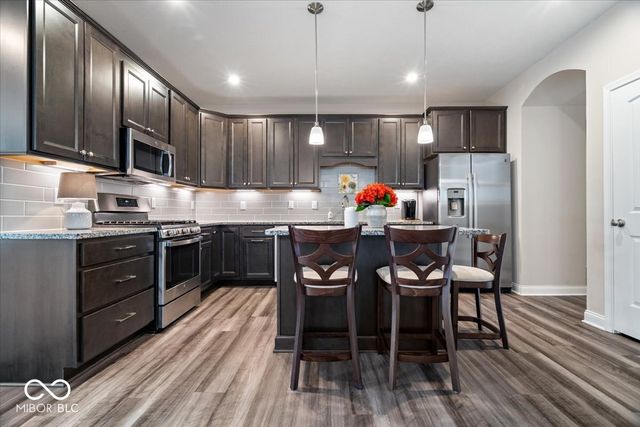 19297 Edwards Grove Drive, Noblesville, IN 46062