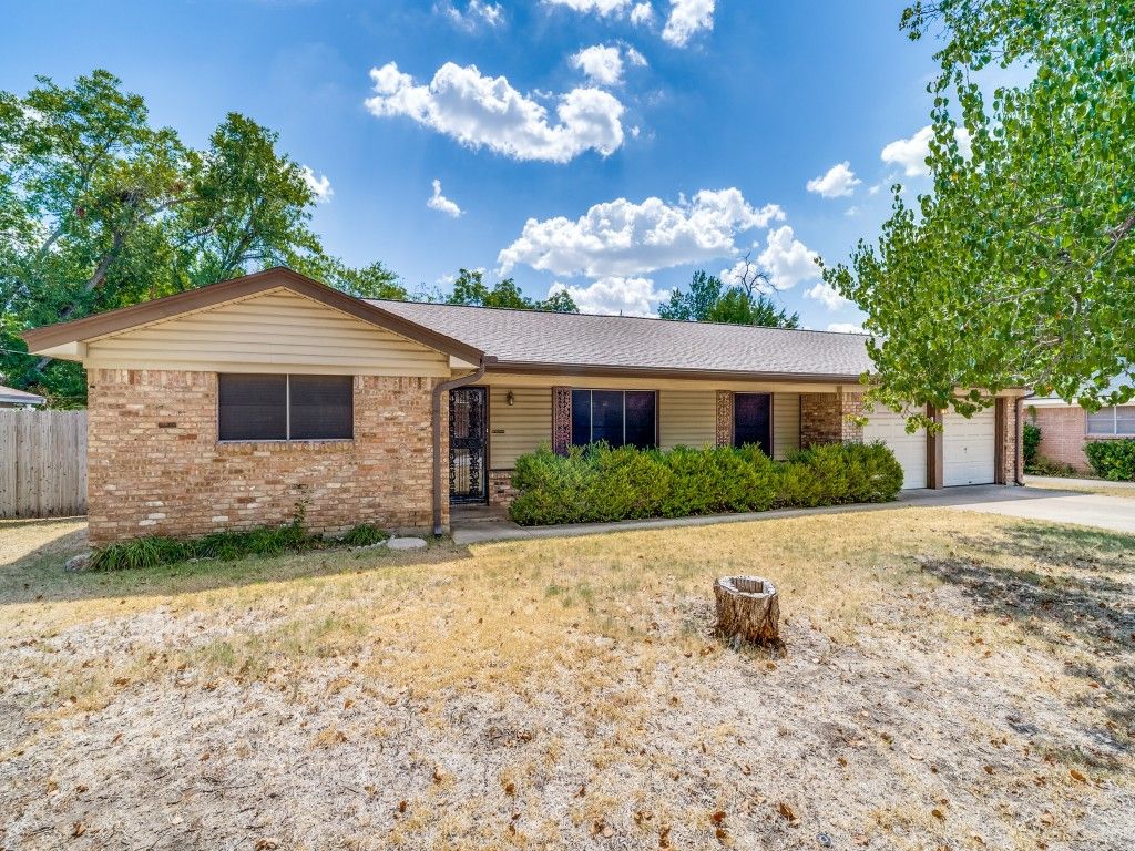 3513 Wren Avenue, Fort Worth, TX 76133 — exterior