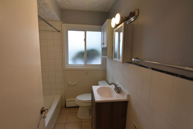 8705 45th Street, Lyons, IL 60534